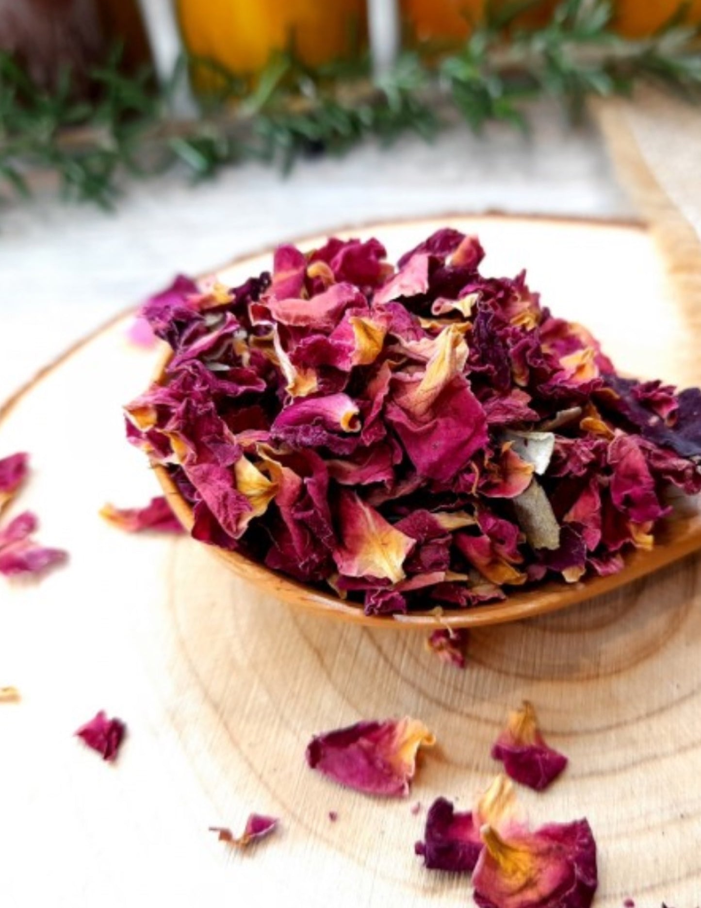 PÉTALES DE ROSES